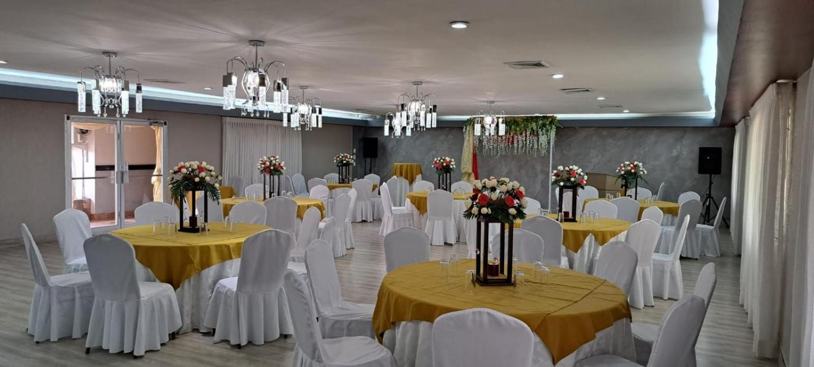 Hotel La Quinta ลาเซย์บา ภายนอก รูปภาพ