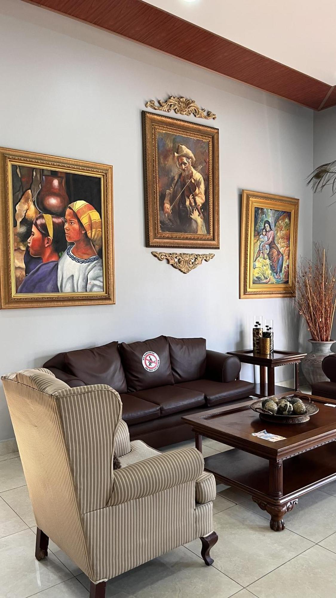 Hotel La Quinta ลาเซย์บา ภายนอก รูปภาพ